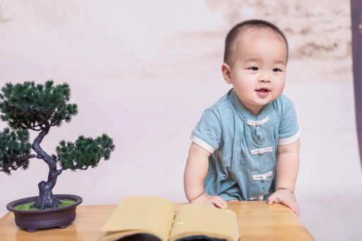 辽阳六个月宝宝可以坐吗
